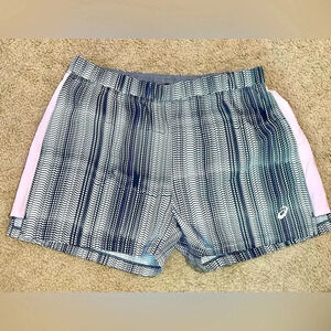 ASICS women pattern runner shorts